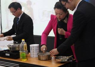 安徽：“360度体验姿彩生活”纽崔莱推广活动