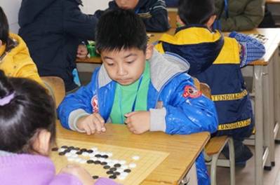 珠海：2012 “安利杯”少儿围棋定级升段赛落幕