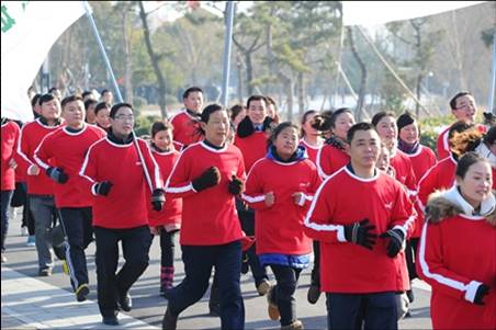 宿迁：举行“迎元旦万人健康跑活动”