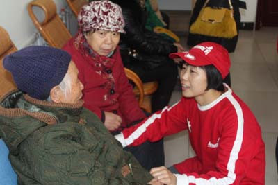 安利冬日暖阳社区行开启广场公益新纪元